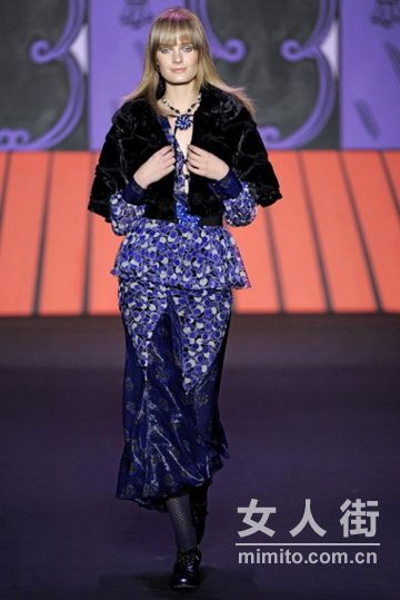 Anna Sui2011秋冬印花风格女装